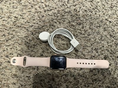 Apple Watch Series 5 Rose Gold