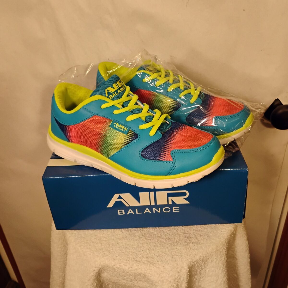 NEW Air Balance Girls Shoes Size 8 And 9