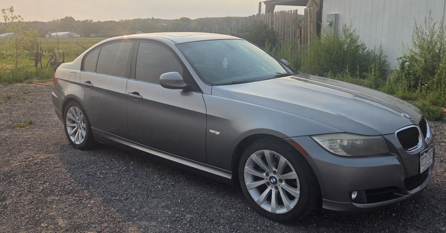 2011 BMW 3 Series 