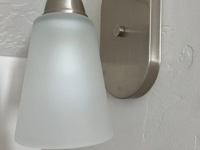 NEW Set of 2 Modern Brushed Nickel Wall Sconces / Bathroom Vanity Lights