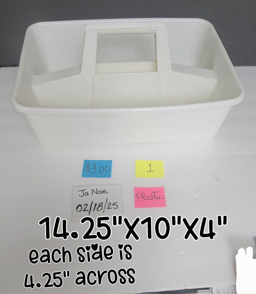 Divided tote with handle