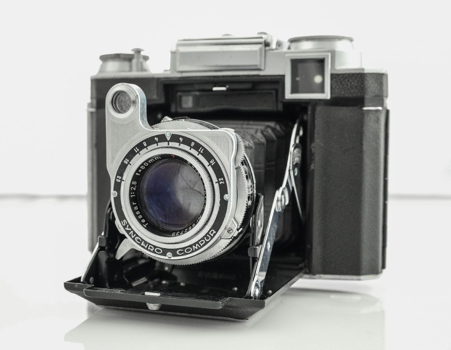 Zeiss Ikon 6x6 film camera - model 533/16