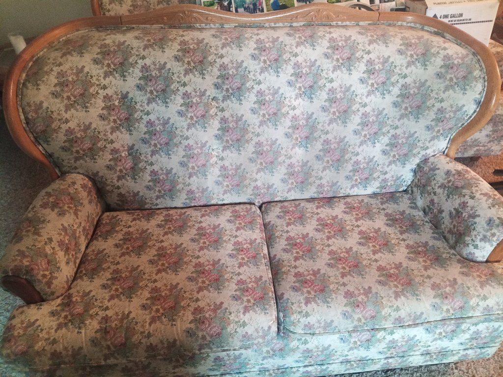 Free Vintage Floral Wood Trim Loveseat - Good Condition, Two-Seater Sofa.