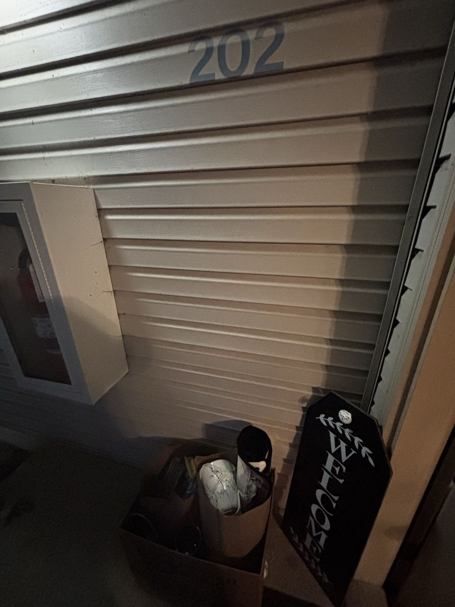 Free Assorted Home Goods & Decor - Used Condition