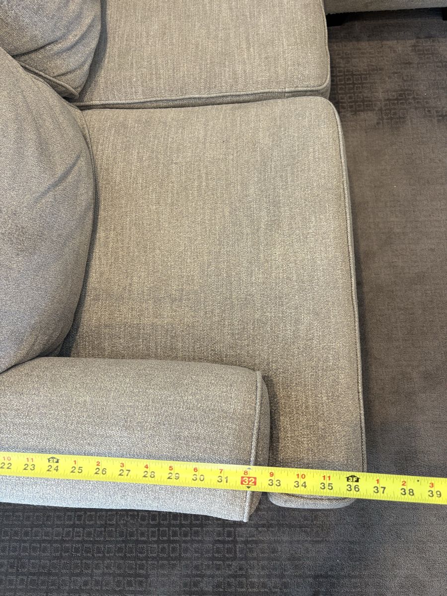 Main image 7