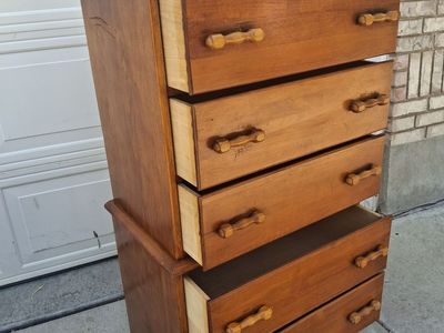 thick pine wood 5 drawers dresser/wood knob