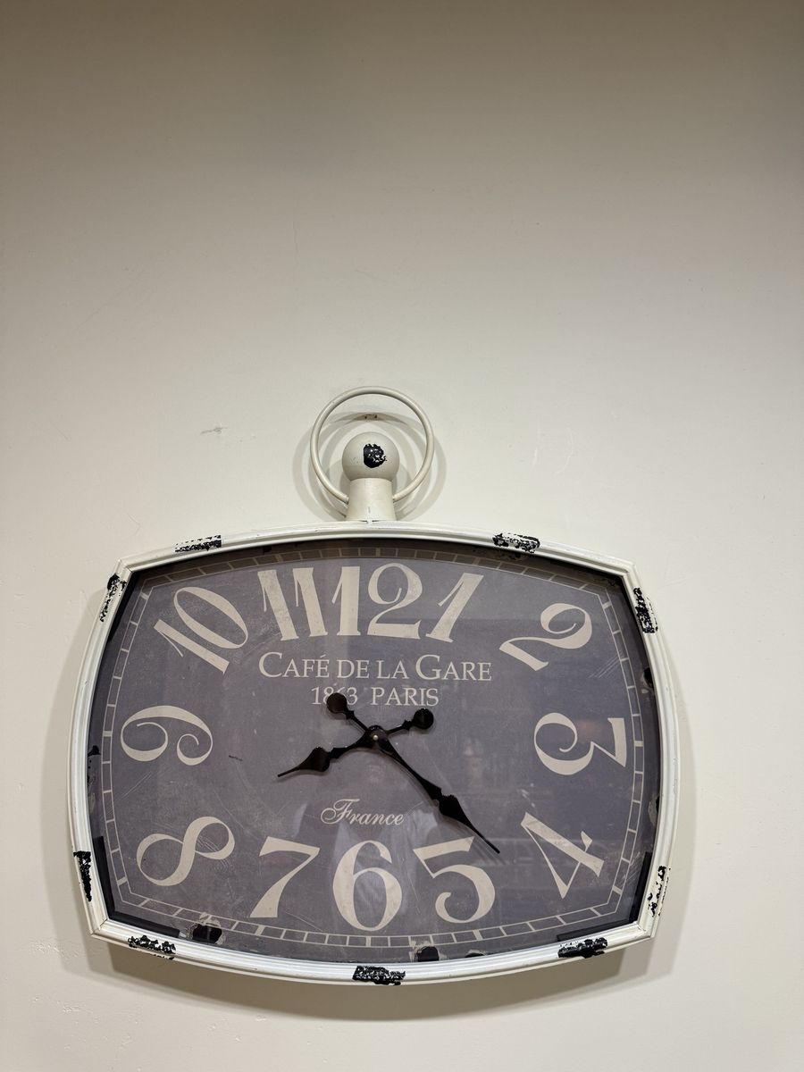 Wall clock