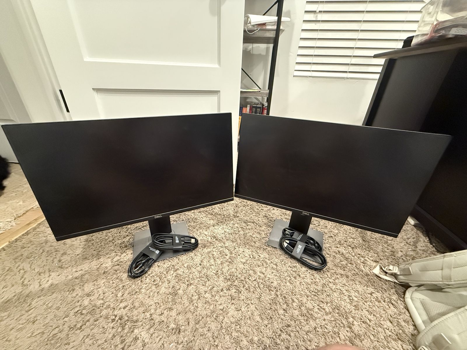 Dell computer monitors 24”