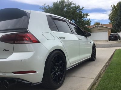 2018 Volkswagen Golf R 4Motion