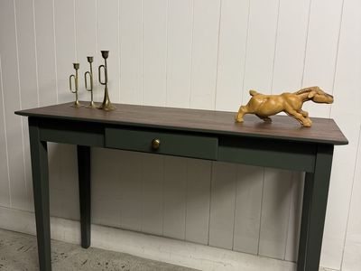 Solid green desk