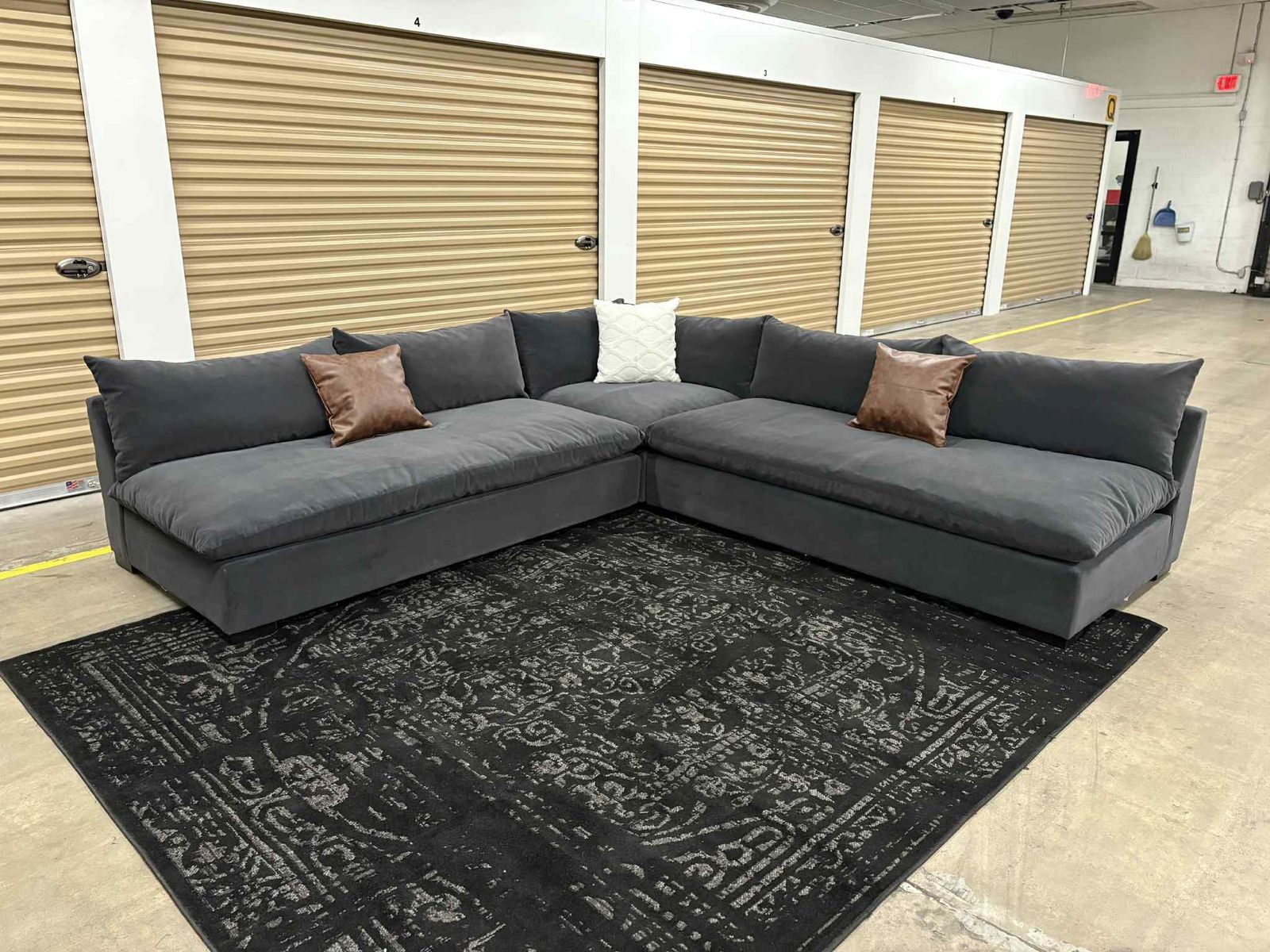 Designer Modern Sectional (Free Delivery)