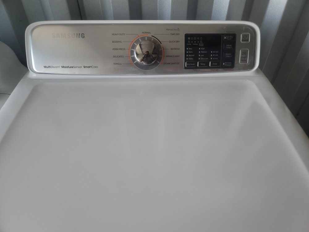 Main image 7
