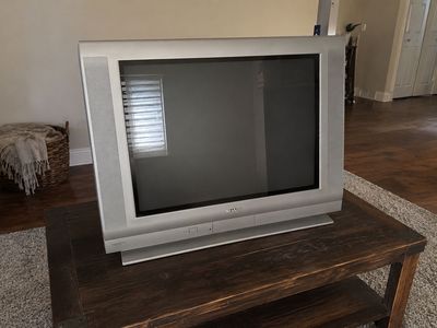 Sharp 32F543 32-inch CRT TV with Remote, Component & S-Video Inputs