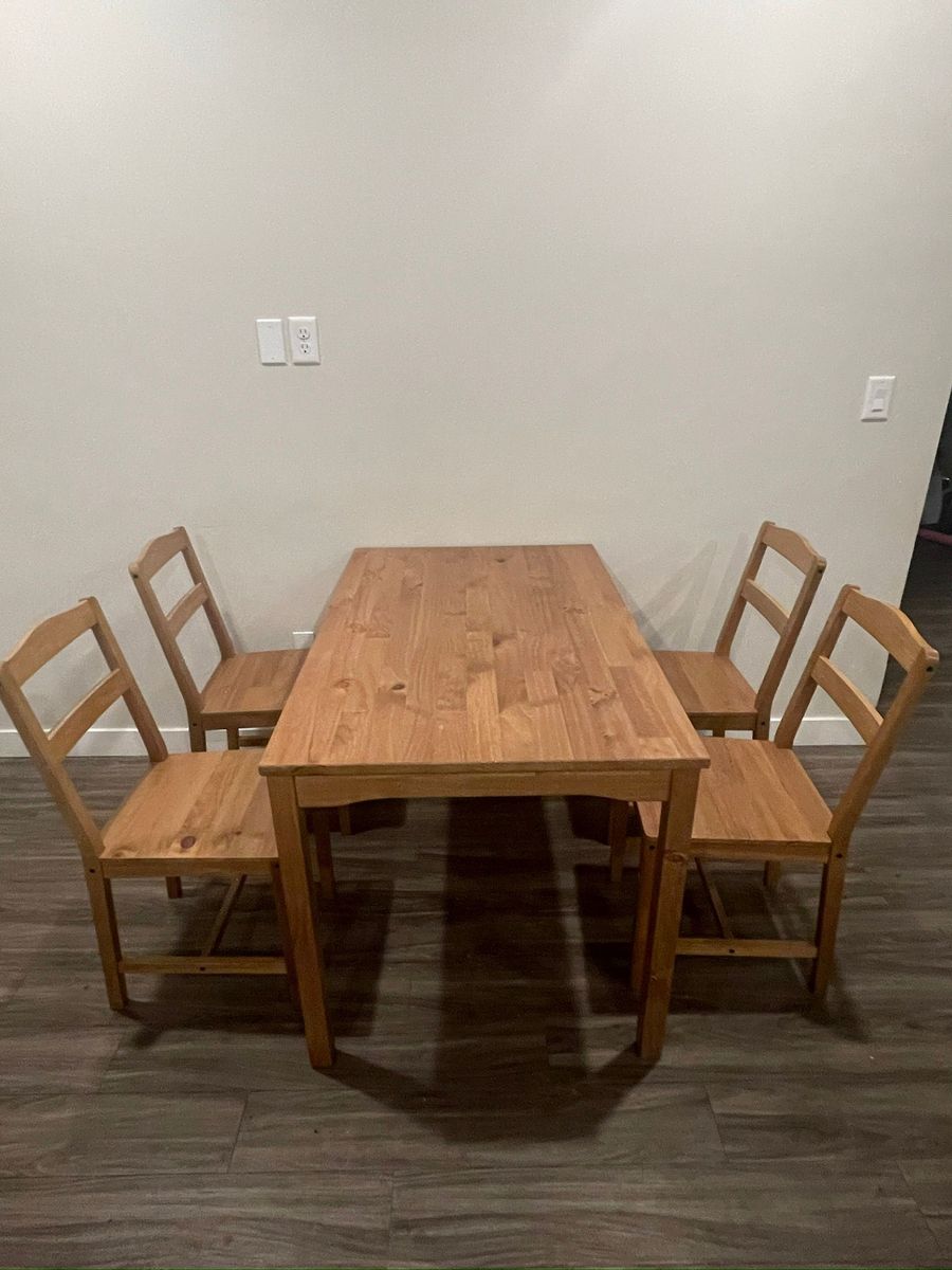 IKEA HÄGERNÄS Dining Table + 4 Chairs (Antique Stain Pine)