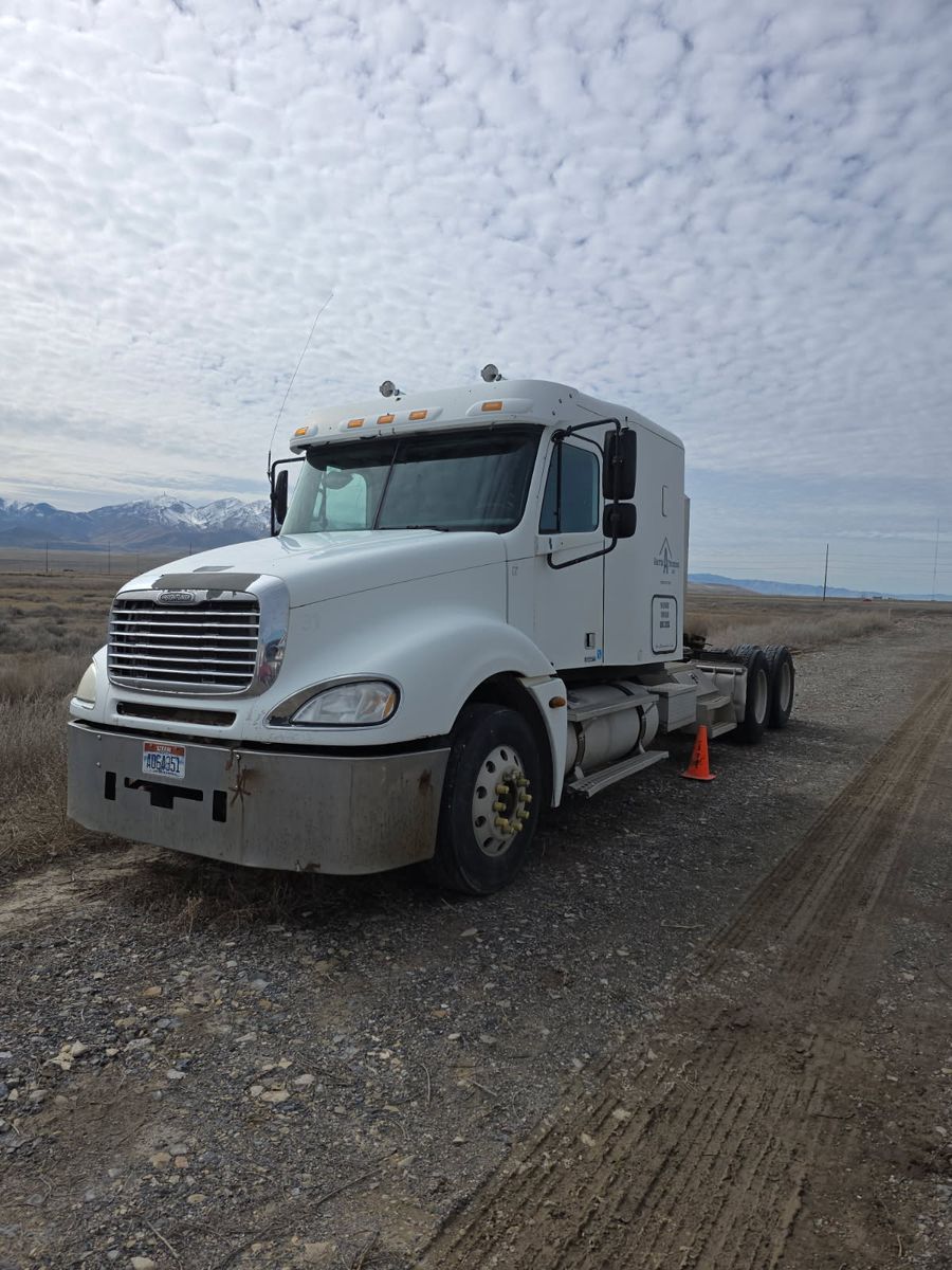 2006 FREIGHTLINER COLUMBIA 120