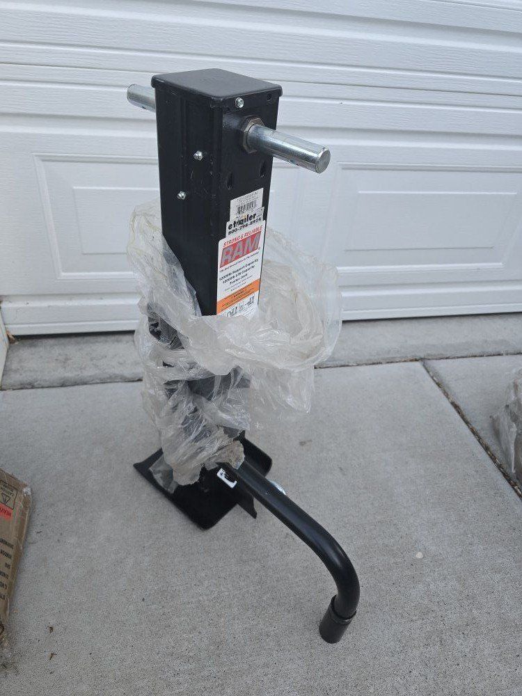 RAM TRAILER JACK 120000lb SUPPORT CAPACITY, 10000l