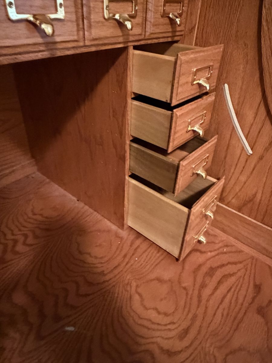 Main image 6