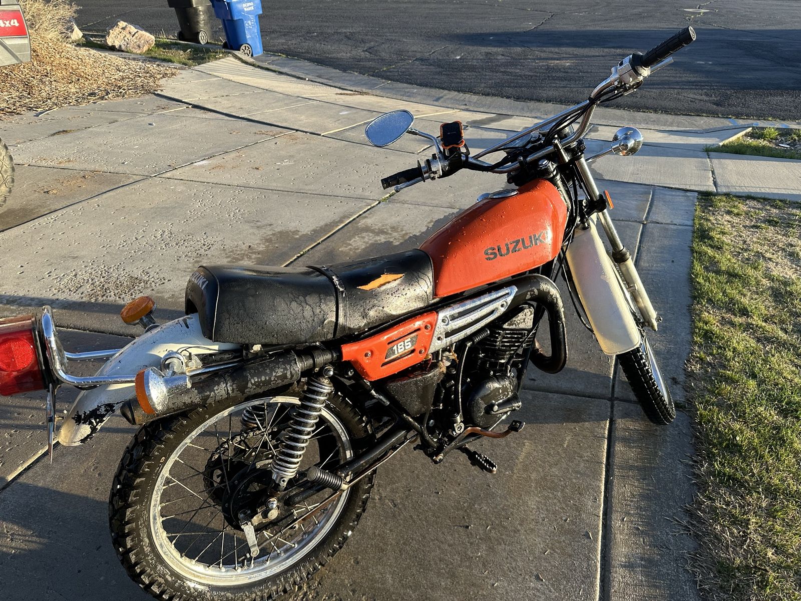 Suzuki Motorcycle 1977 TS185