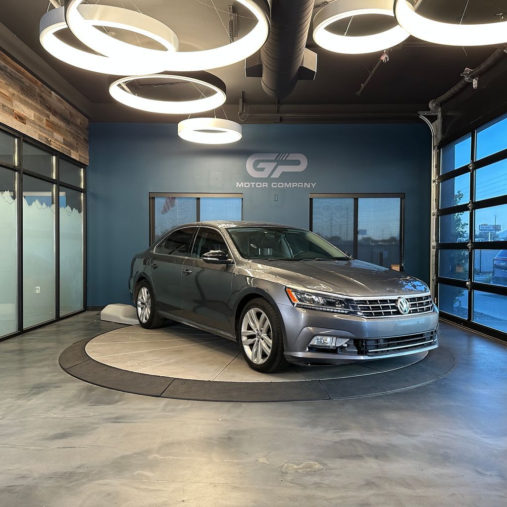 2018 Volkswagen Passat 2.0T SE
