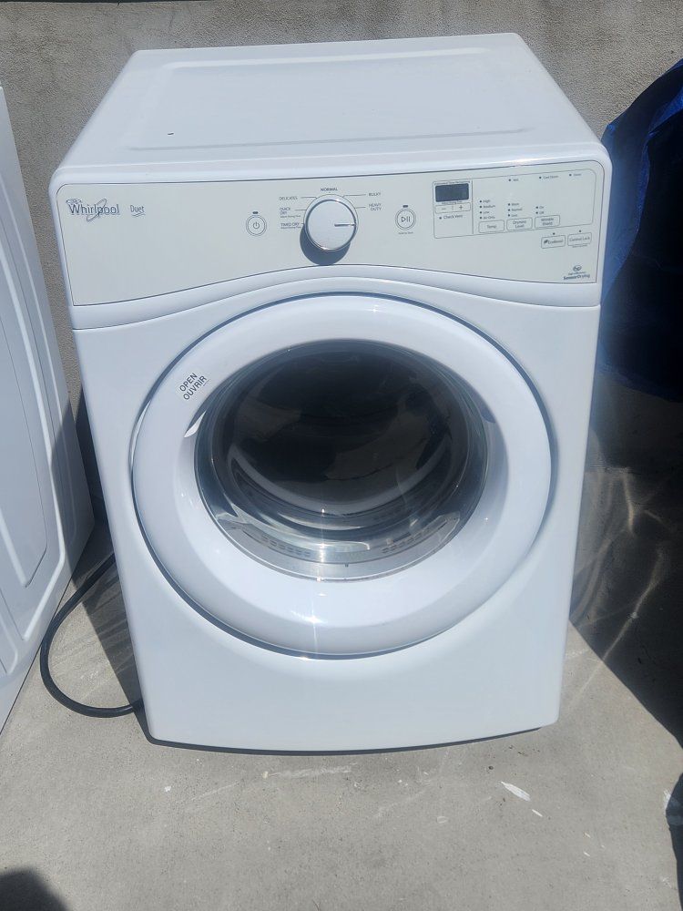 Whirlpool Duet Front Load Dryer – Excellent Condition