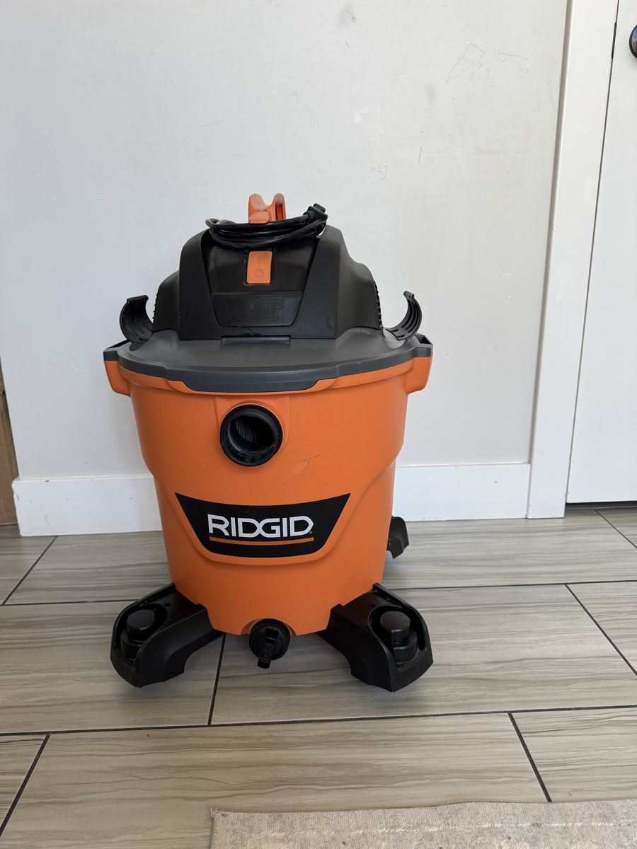 RIDGID Wet Dry Shop Vacuum - Orange/Black 12 gal