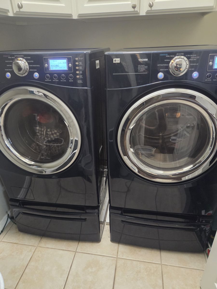 LG Tromm Washer & Gas Dryer with Pedestals