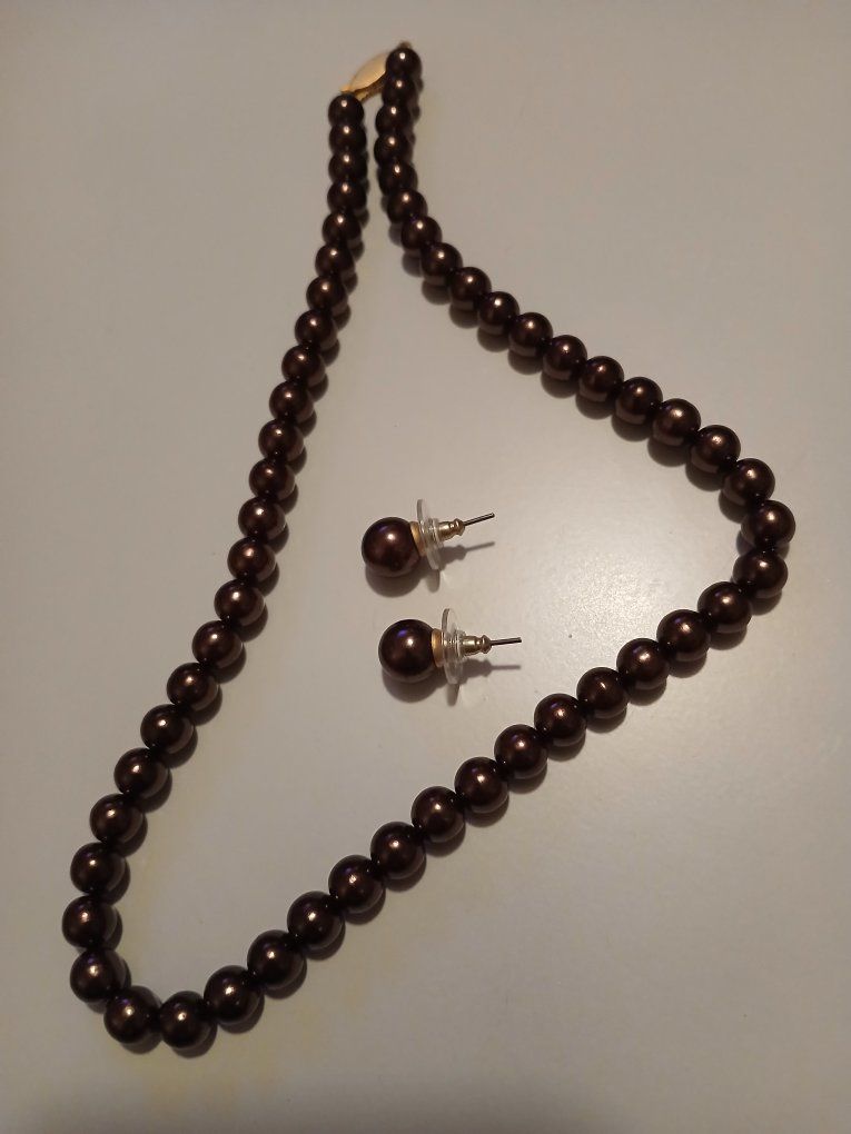 Brown Faux Pearl Necklace and Stud Earrings Set