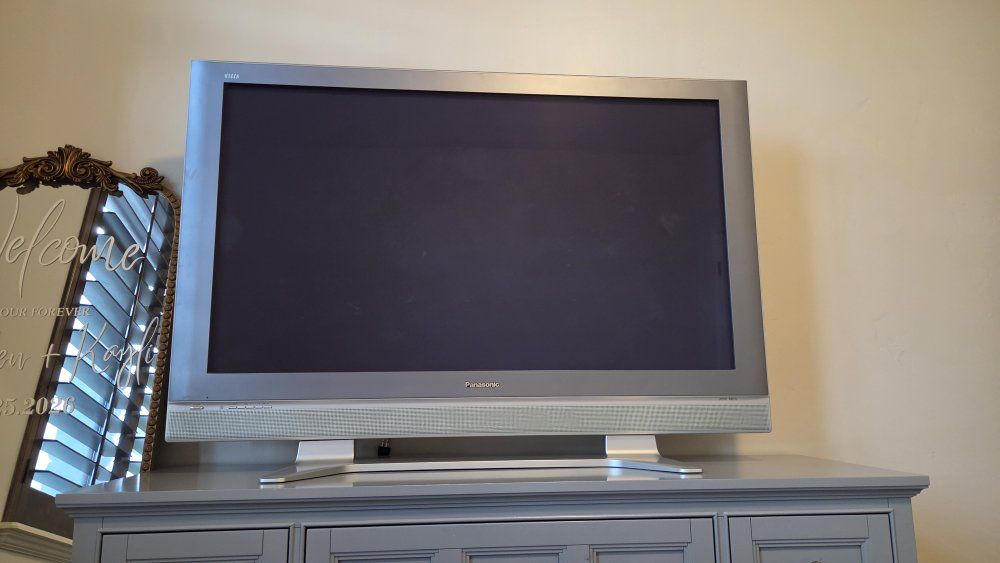 Panasonic Plasma TV 50'.  TH-50PX6u