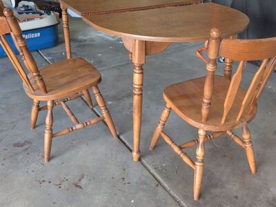 dining room table with six chairs
