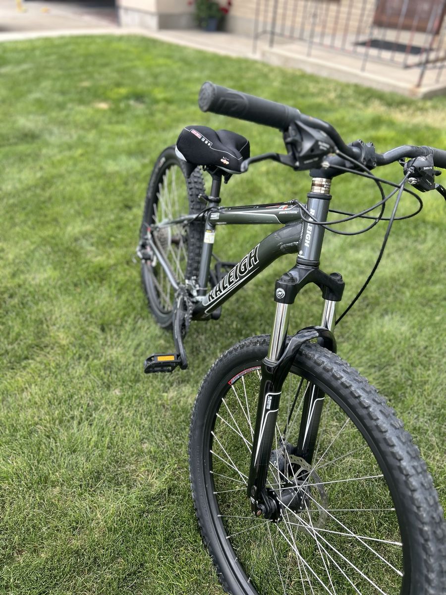 Raleigh Mountain Bike