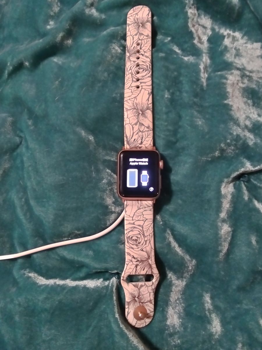 Apple smart watch series 3