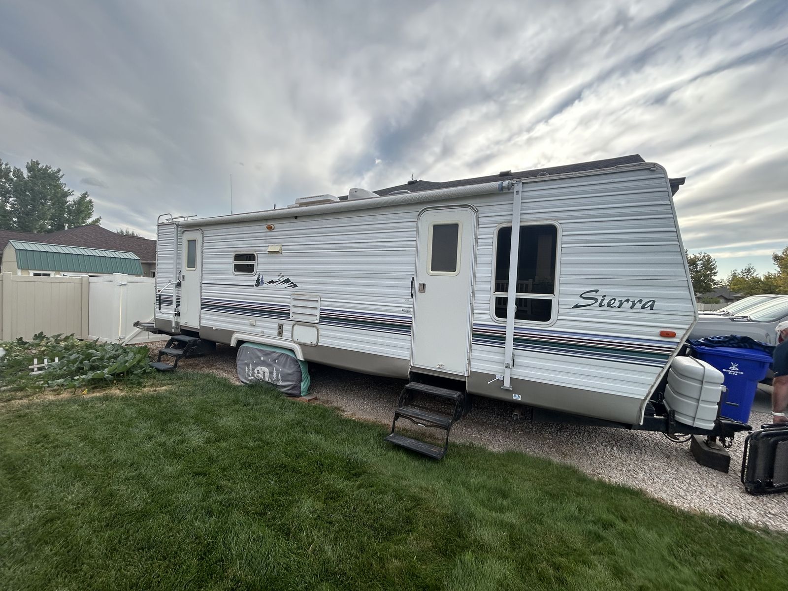 2003 Forest River Sierrs