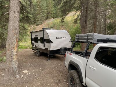 Lowered* SUN LITE 18 RD off-road camper Trailer