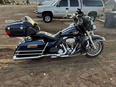 2012 Harley Davidson FLHTCU103