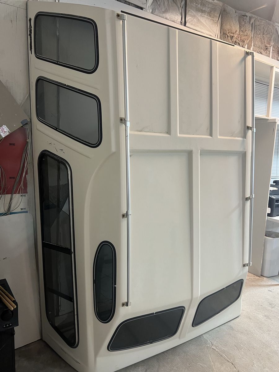 Truck Canopy / Topper For 8' Bed