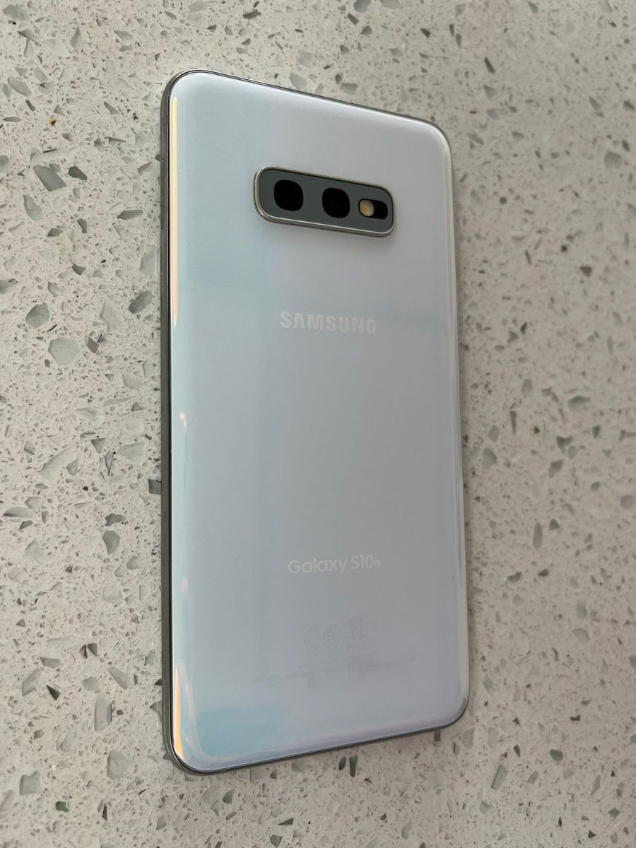 Samsung Galaxy S10E 128gb - Unlocked