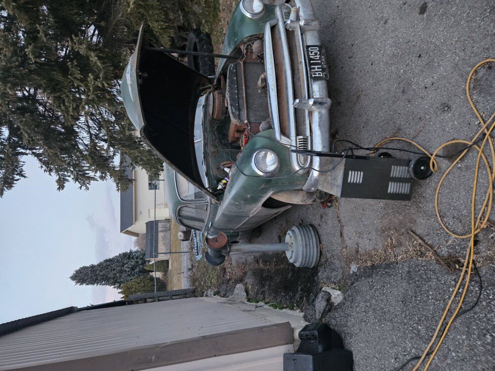 1951 chevy deluxe 4 door