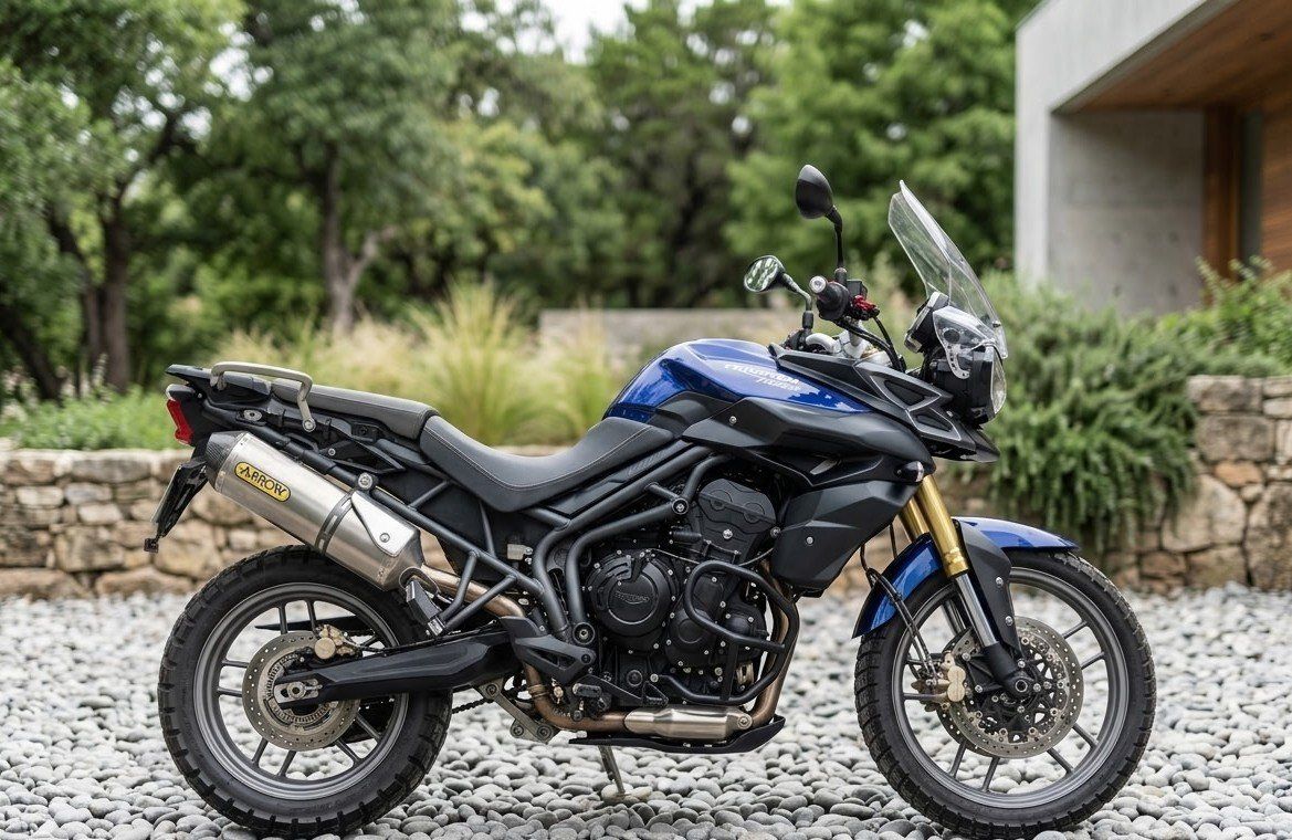 2013 Triumph Tiger 800 Motorcycle with Luggage Cases