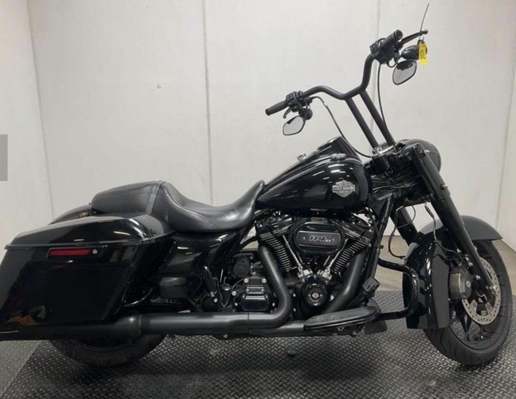 2023 Harley Davidson Road King Special 114