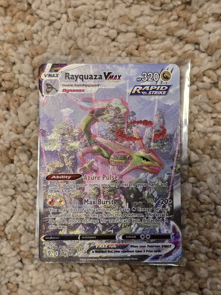 Rayquaza Vmax alt art