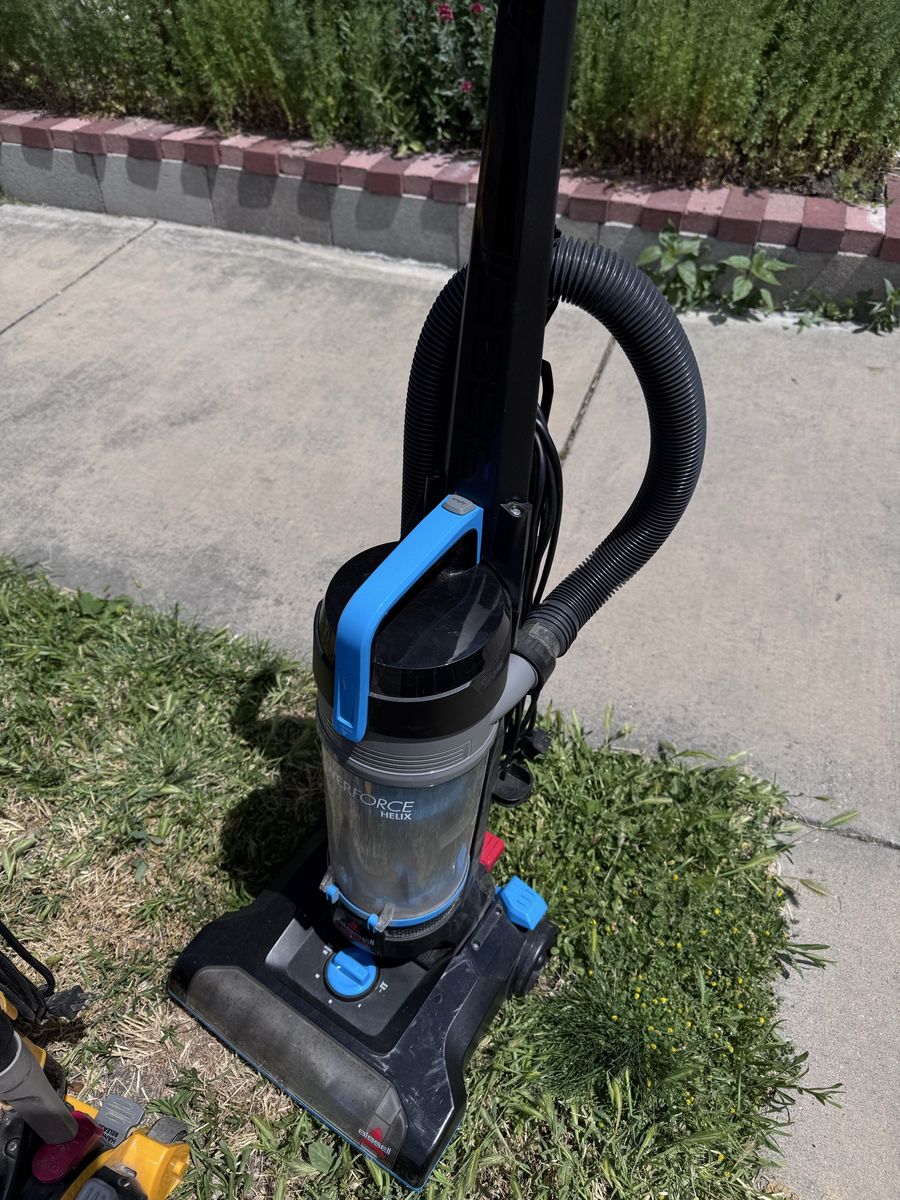 Bissell vacuum