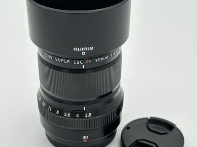 Fujifilm Super EBC XF 30mm 1:2.8 R Lens with Hood and Urth UV Filter