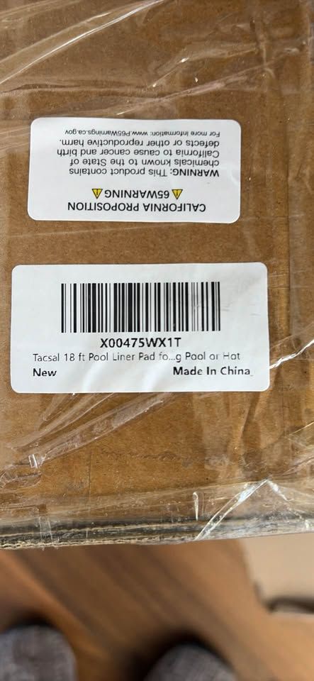Tacsal 18 ft pool liner pad.   New and unopened.