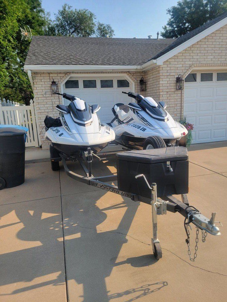 Barely used  2019 Yamaha FXHO Cruiser Waverunners