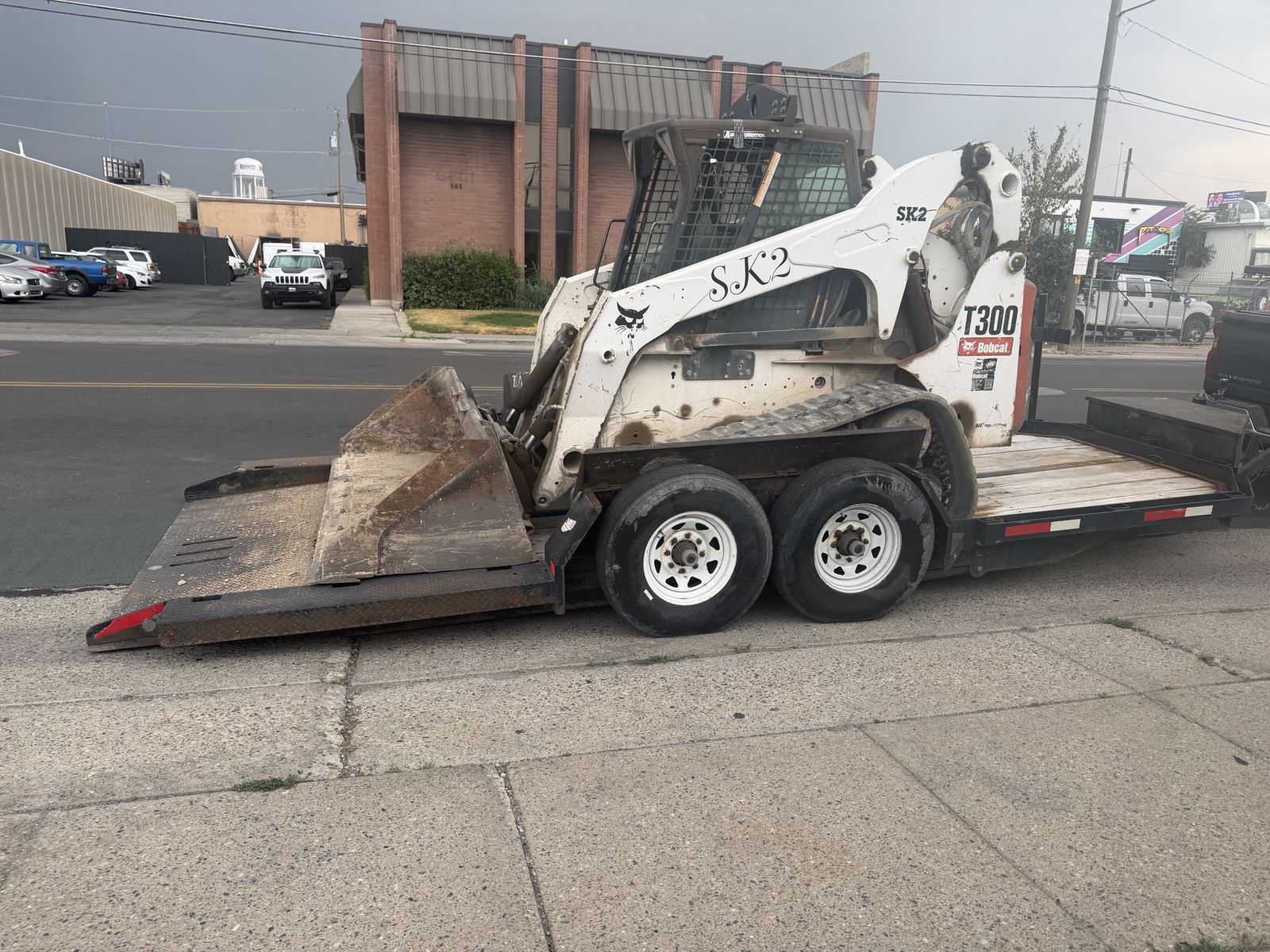 2016 hydraulic drop deck trailer