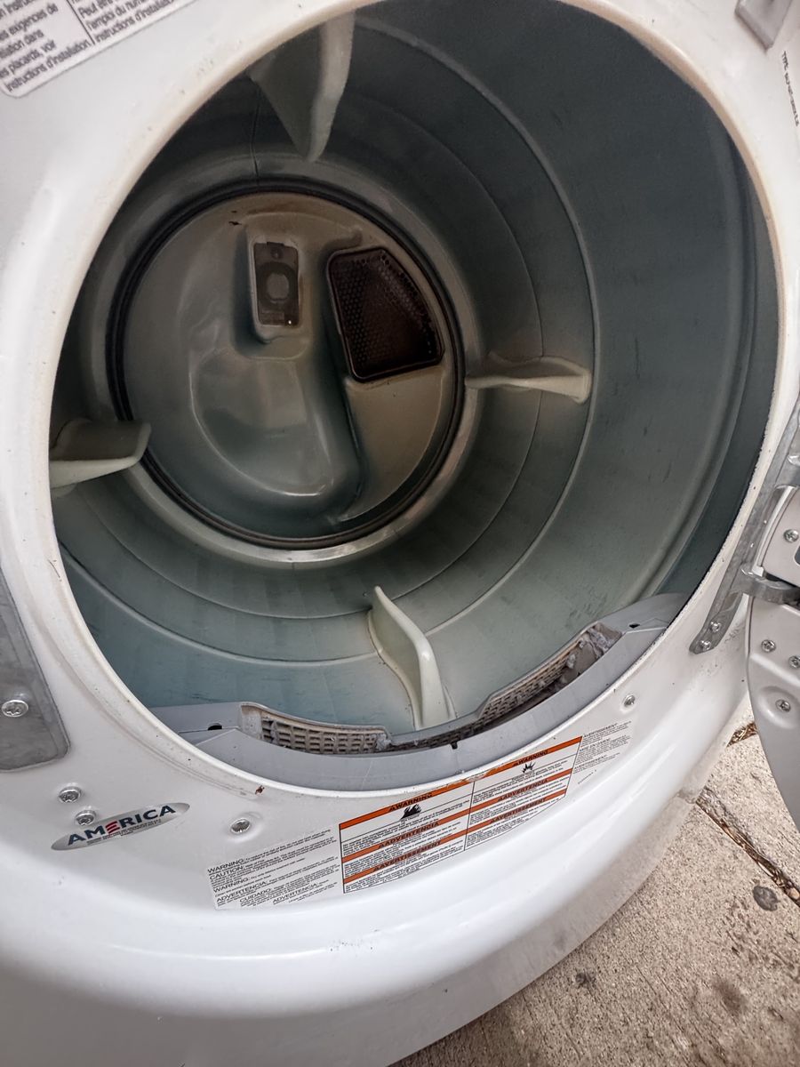 Whirlpool White gas Dryer Front Load