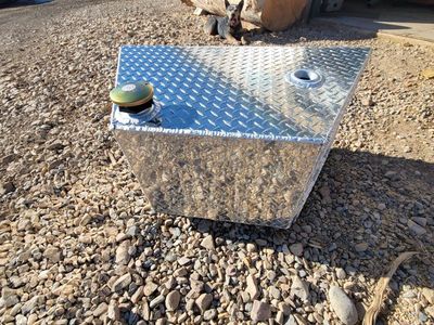 New aluminum trailer tounge transfer tank
