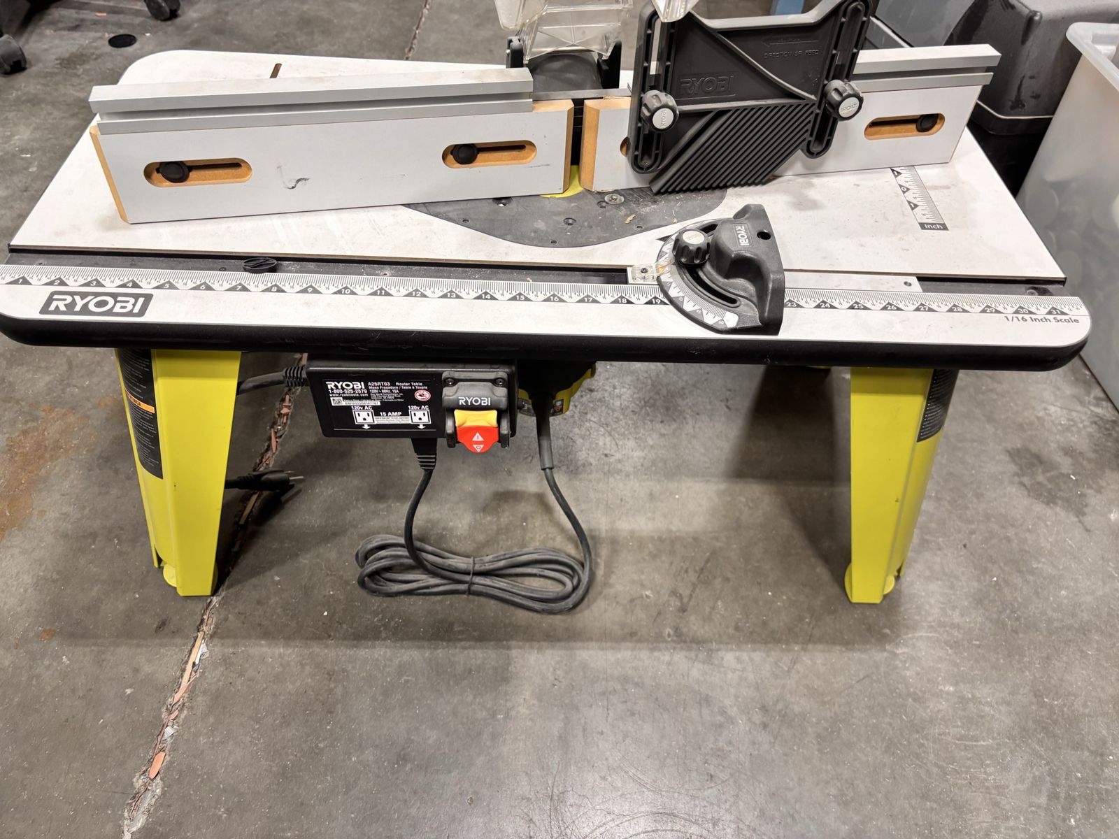 Ryobi Benchtop Router Table with Fence