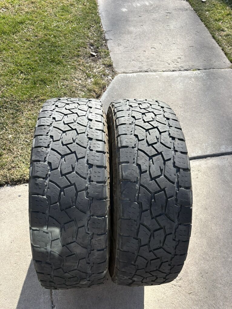 02 Tires Toyo LT275/70R18 AT For Snow