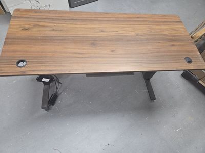Desk / Stand up Desk